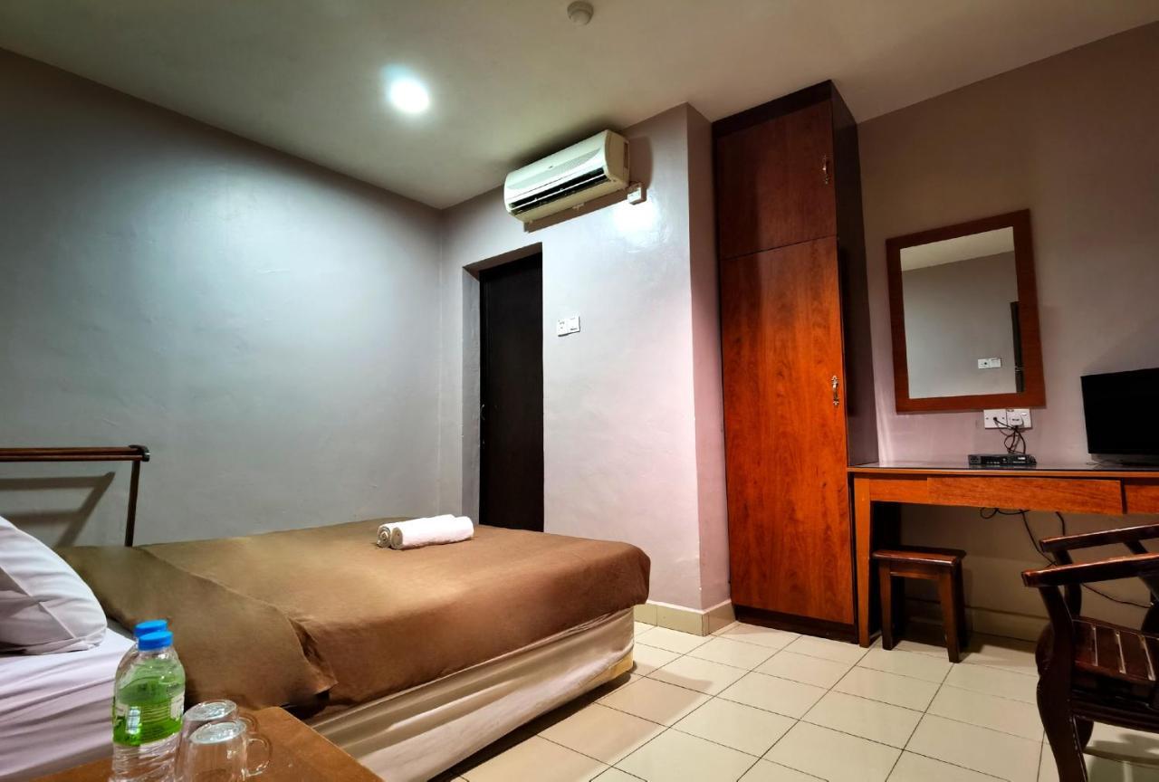 Tropicana Hotel Gemas Ngoại thất bức ảnh