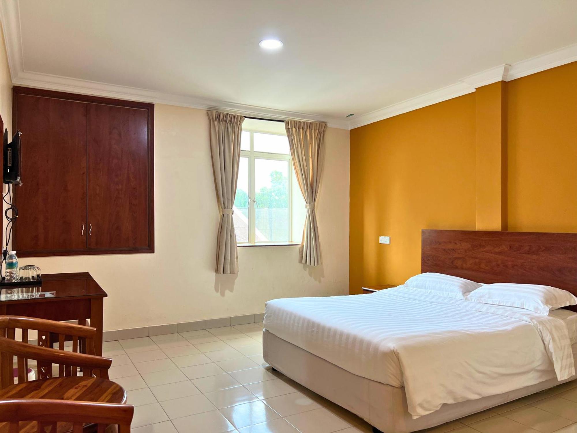 Tropicana Hotel Gemas Ngoại thất bức ảnh