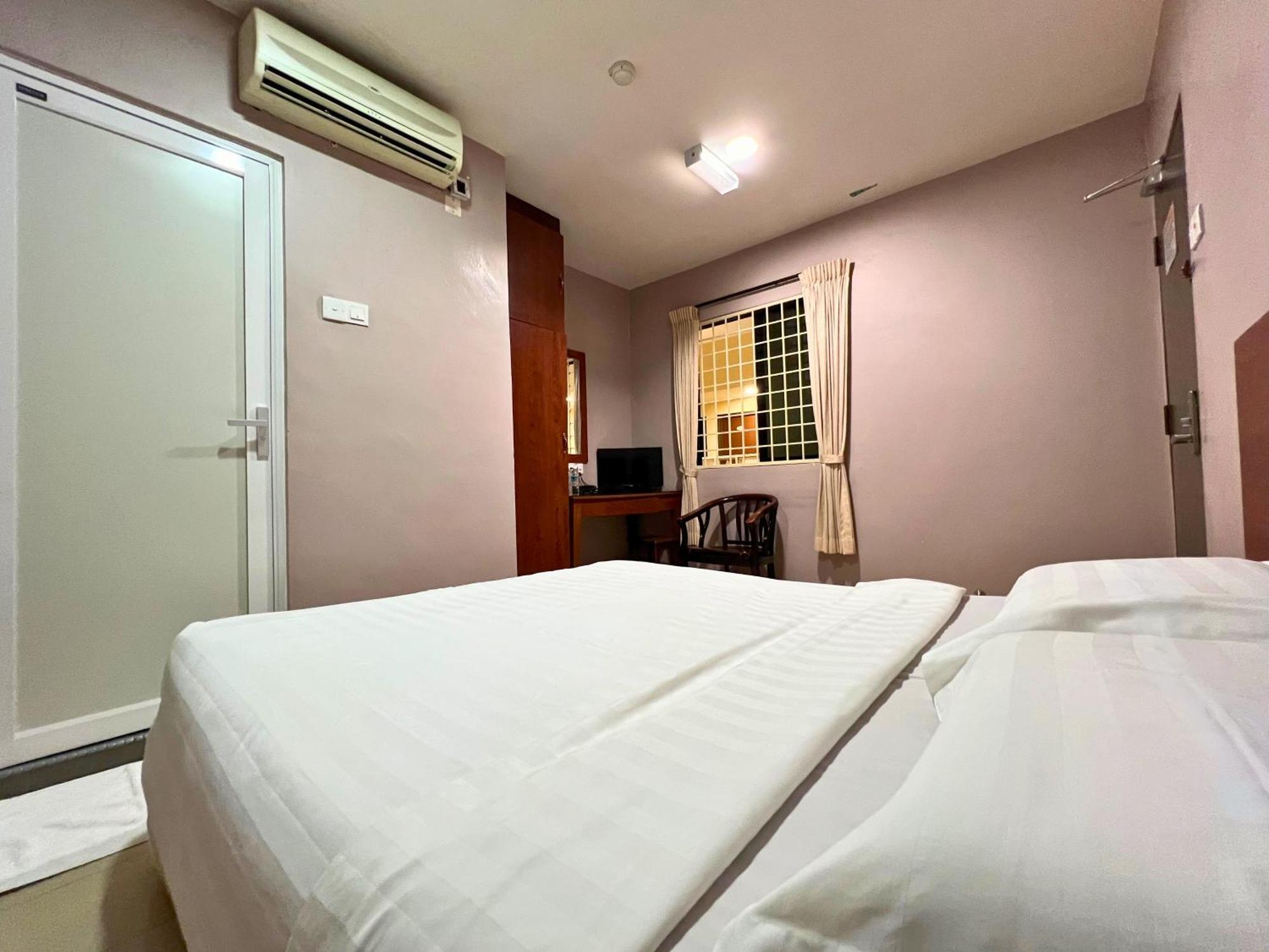 Tropicana Hotel Gemas Ngoại thất bức ảnh