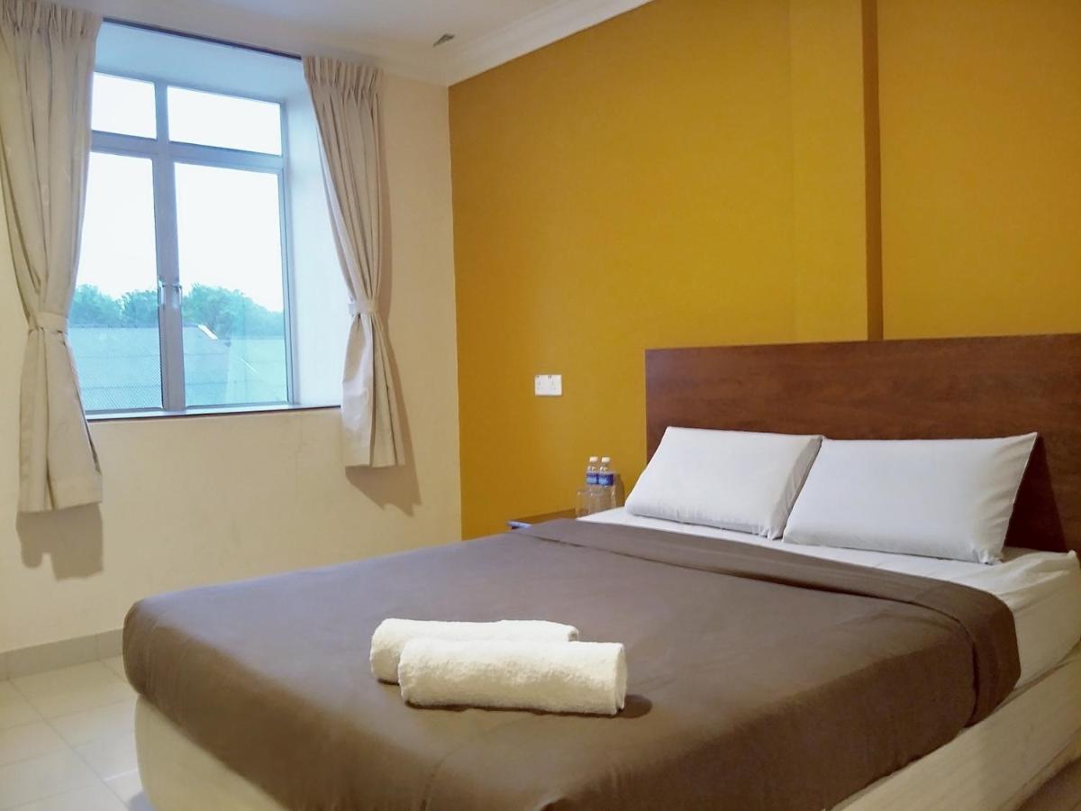 Tropicana Hotel Gemas Ngoại thất bức ảnh