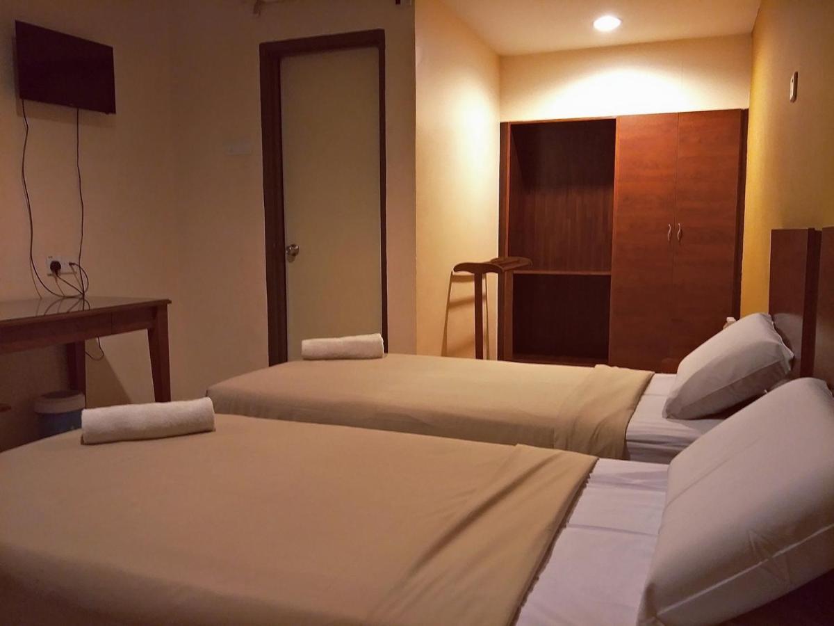 Tropicana Hotel Gemas Ngoại thất bức ảnh