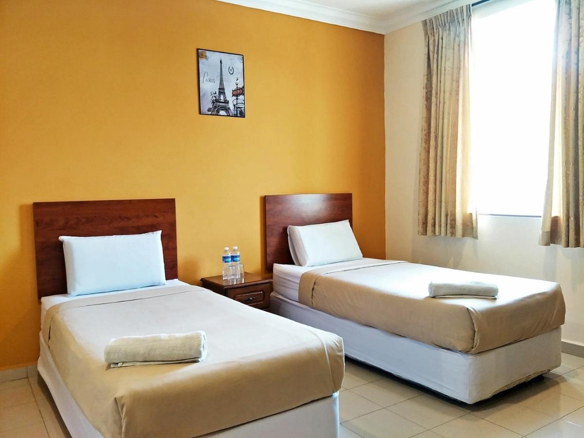 Tropicana Hotel Gemas Ngoại thất bức ảnh