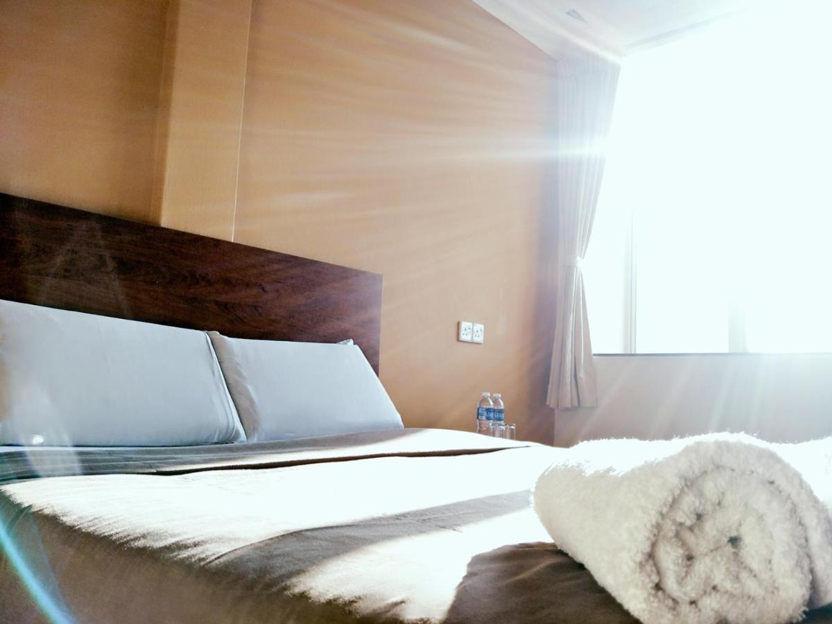 Tropicana Hotel Gemas Ngoại thất bức ảnh
