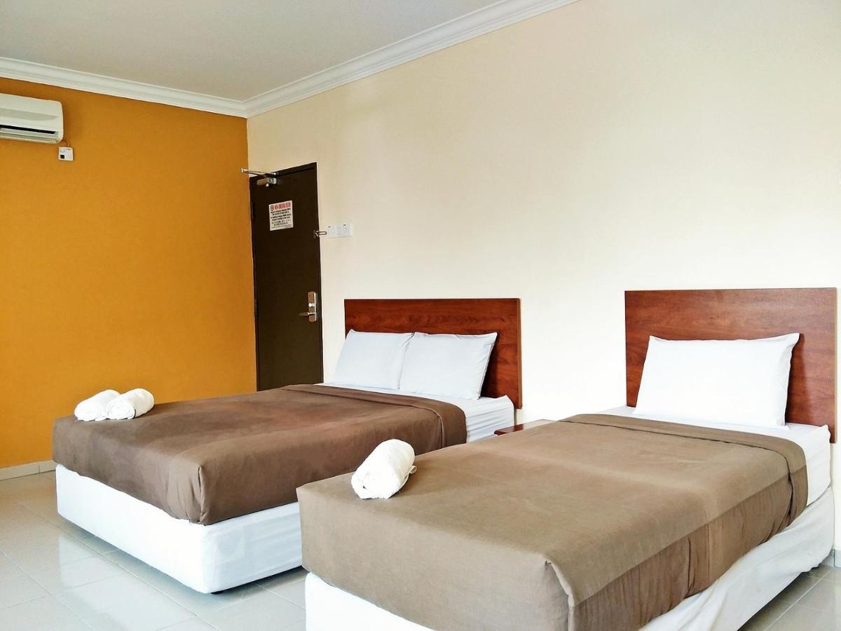 Tropicana Hotel Gemas Ngoại thất bức ảnh